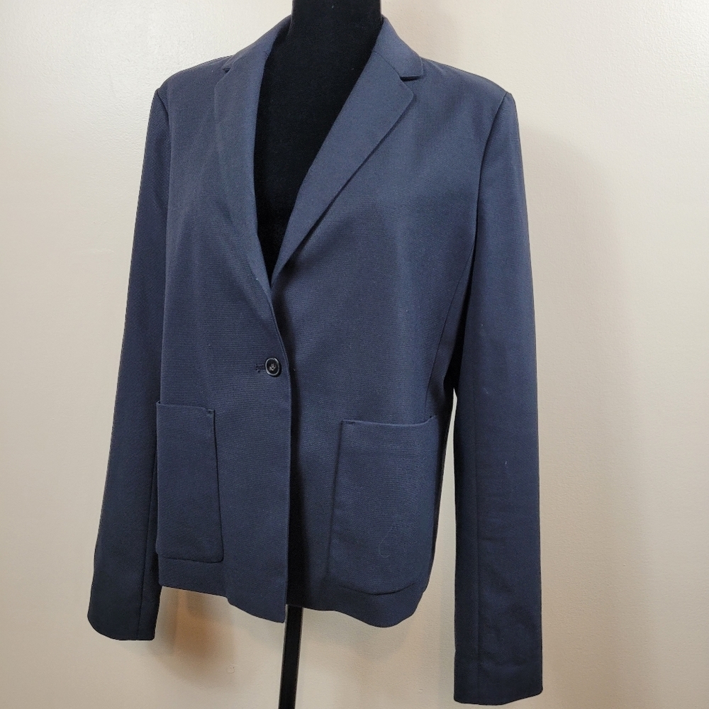 Gap navy blazer tall size 14 made in Indonesia